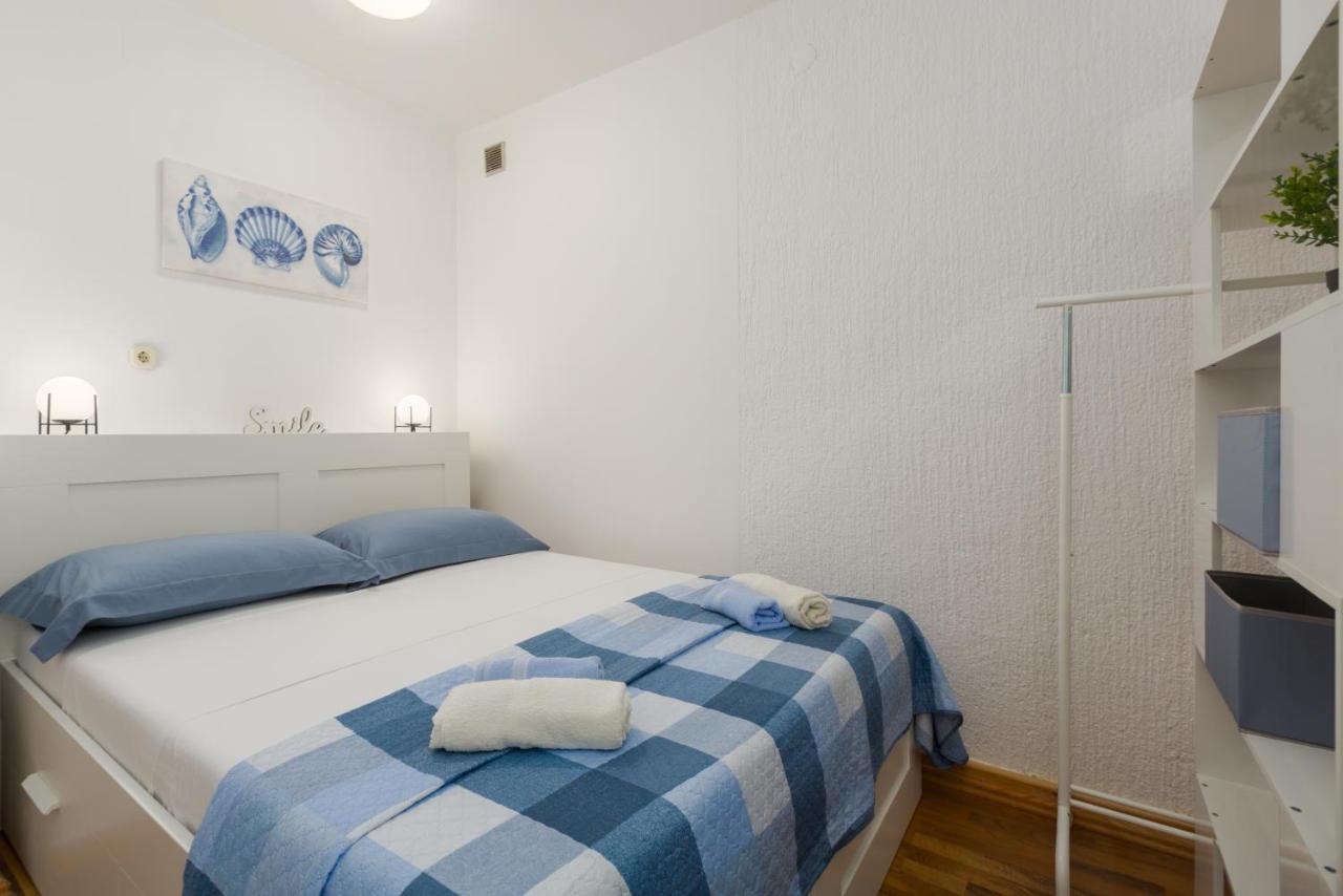 Family Apartment Romina Vrsar Buitenkant foto