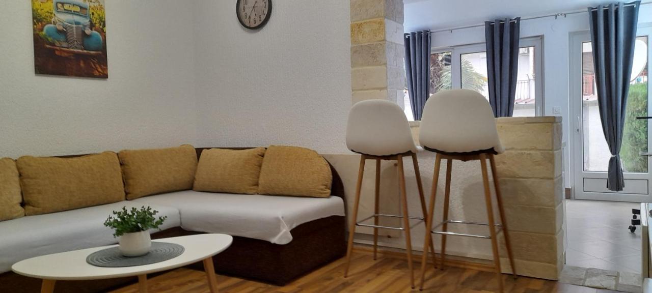 Family Apartment Romina Vrsar Buitenkant foto
