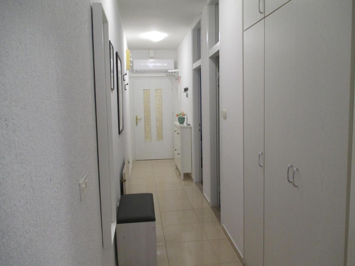 Family Apartment Romina Vrsar Buitenkant foto