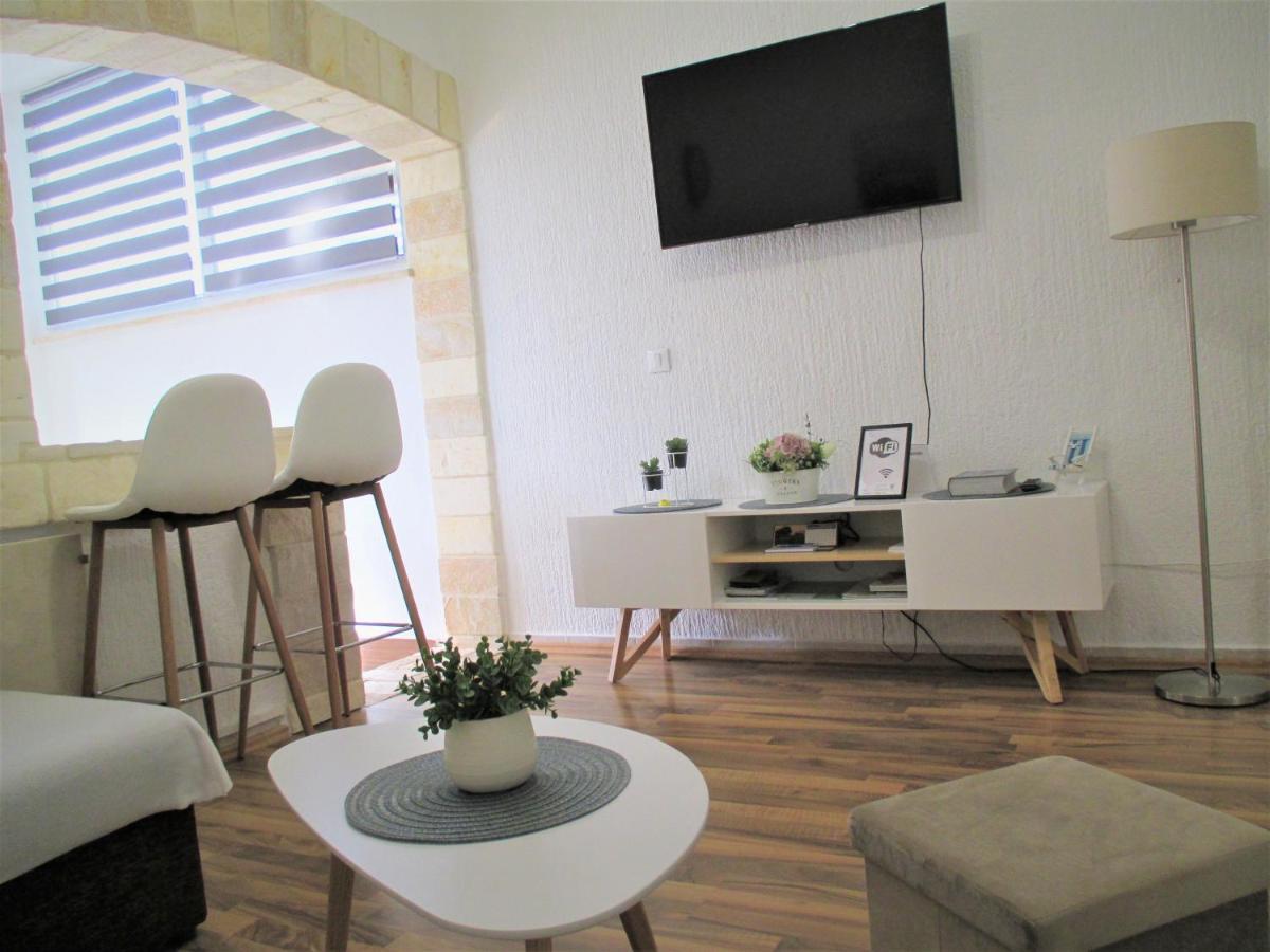 Family Apartment Romina Vrsar Buitenkant foto